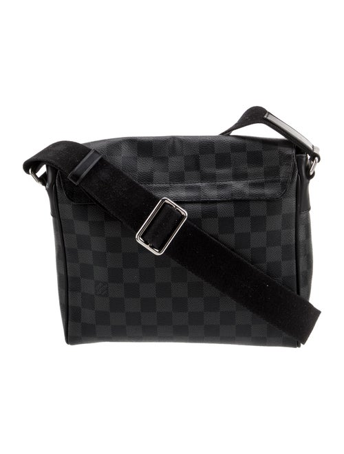 Louis Vuitton Damier Graphite District PM