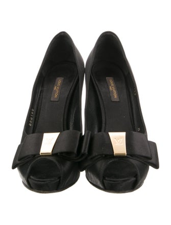 Louis Vuitton LV Monogram Satin Pumps