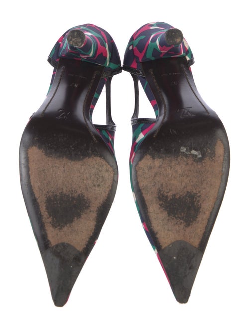 Louis Vuitton Satin Printed Pumps