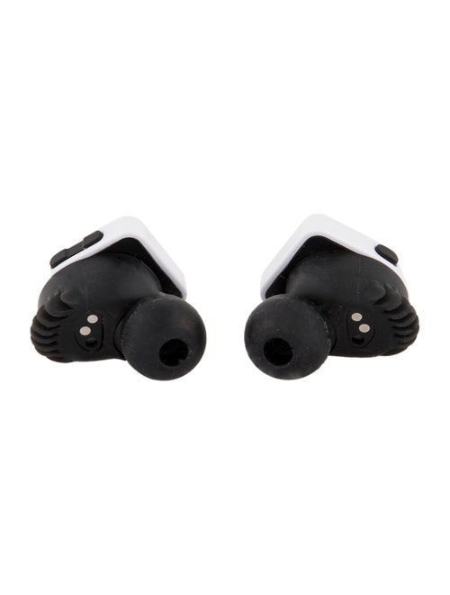 Louis Vuitton Horizon Wireless Earbuds