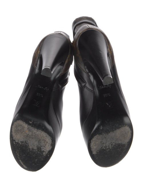 Louis Vuitton Monogram Pattern Leather Boots