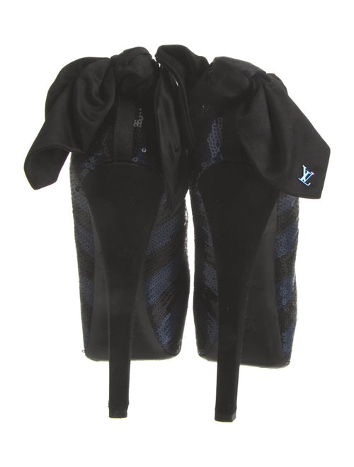 Louis Vuitton Suede Crystal Embellishments D'Orsay Pumps