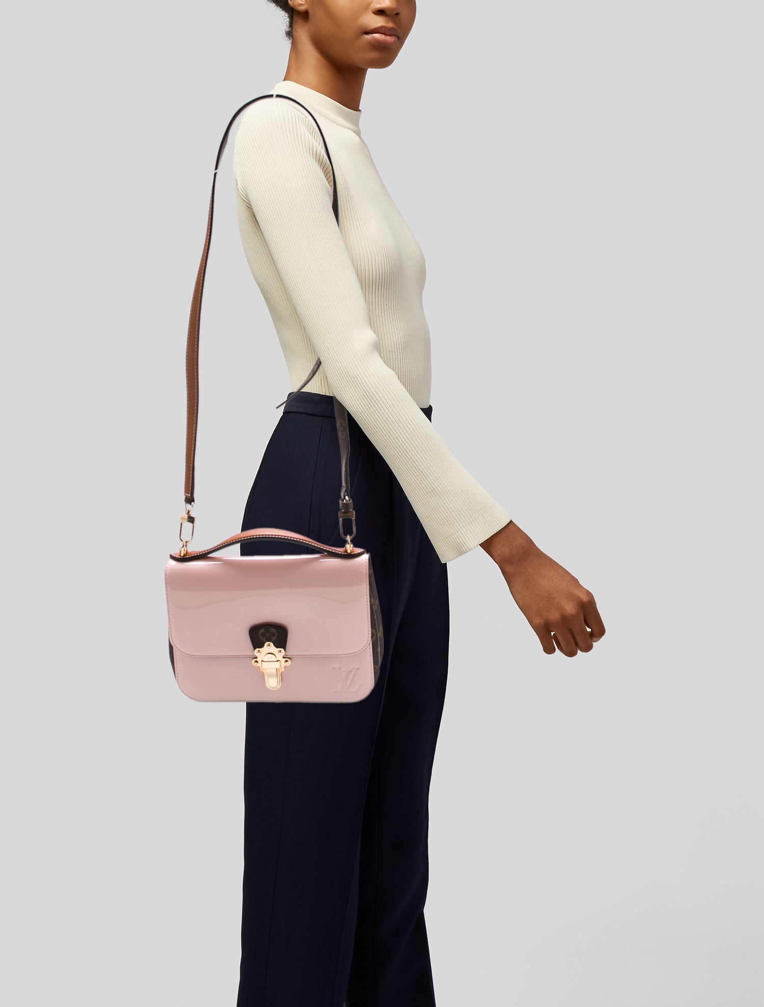 【VIPセール】CELINE 早い者勝ちセール！ Half Moon Case バッグ Celine 2023 Triomphe Half Moon Case - Brown Crossbody Bags