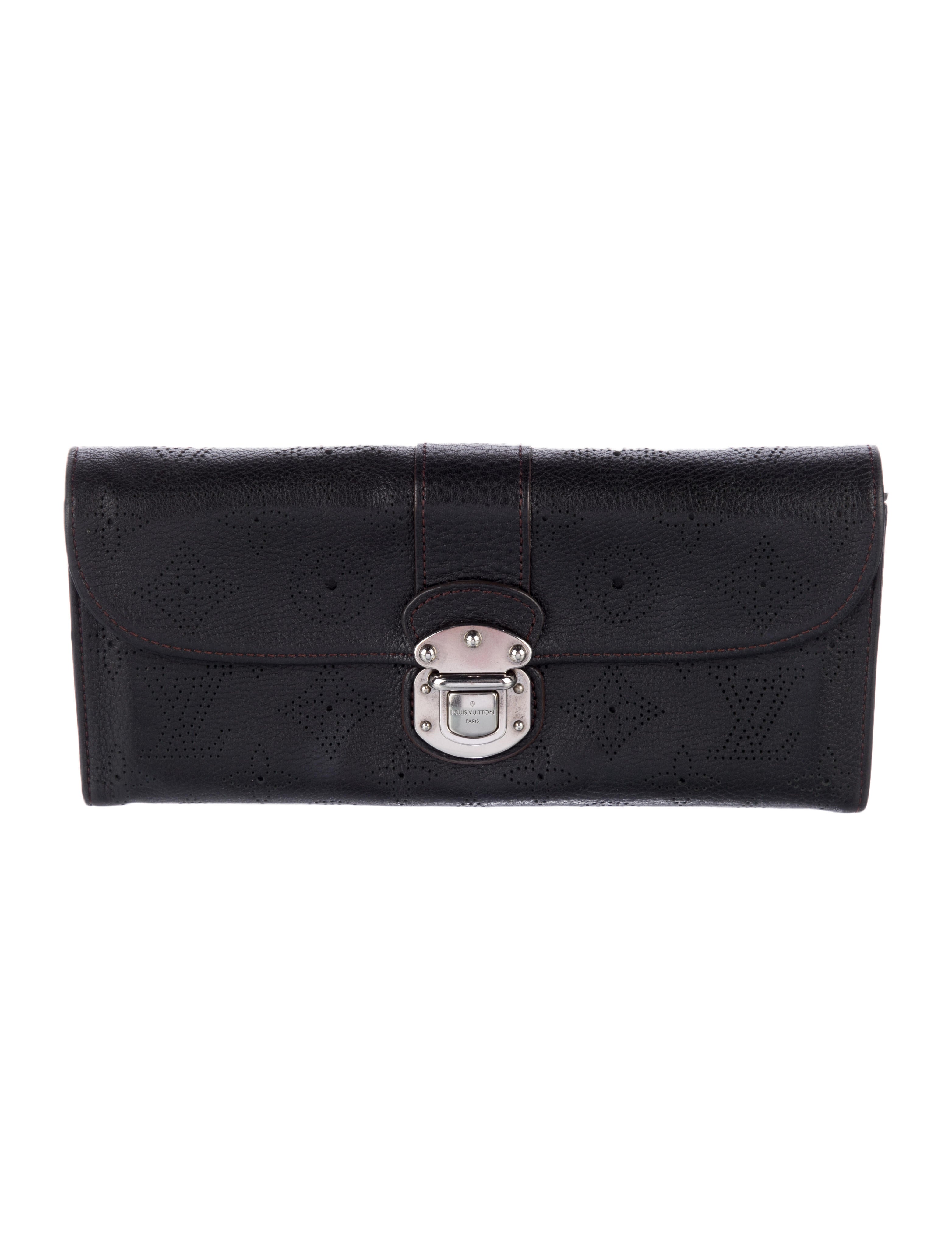 Louis Vuitton Vintage 2009 Amelia Wallet