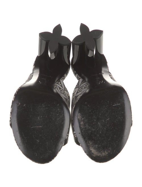 Louis Vuitton 2020 Canvas Slides