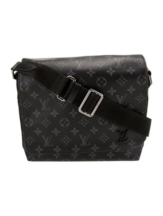 Louis Vuitton Monogram Eclipse District PM