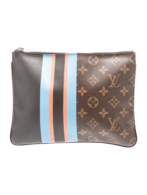 Louis Vuitton LV Monogram Plat Pochette
