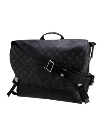 Louis Vuitton Monogram Eclipse Voyage MM