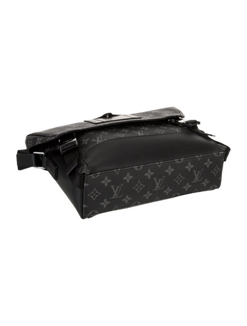 Louis Vuitton Monogram Eclipse Messenger Bag PM