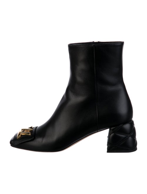 Louis Vuitton Monogram Pattern Leather Boots