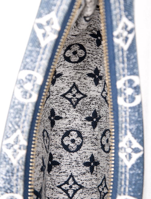 Louis Vuitton LV Monogram Loop