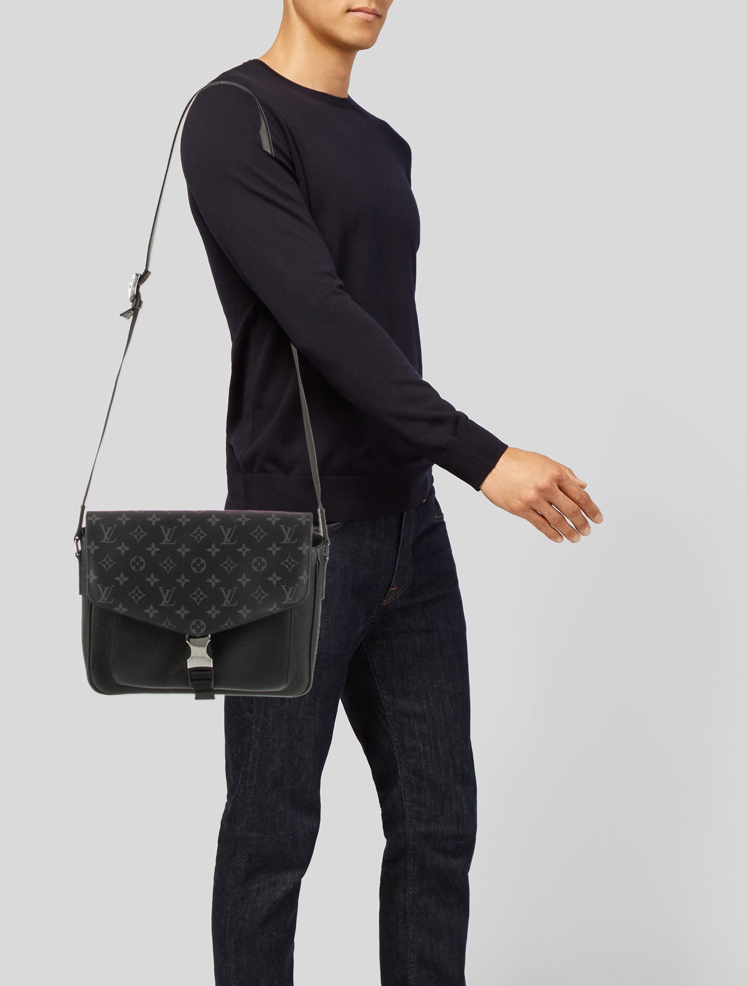 Louis Vuitton Outdoor Flap Messenger
