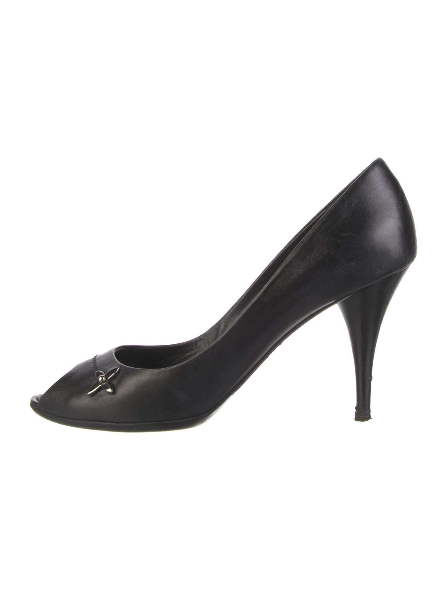 Louis Vuitton Leather Pumps