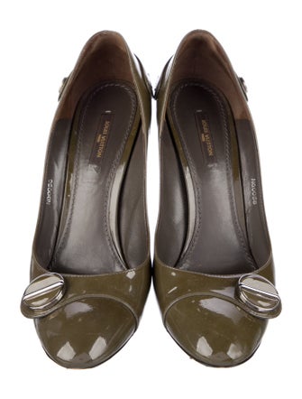 Louis Vuitton Patent Leather Pumps