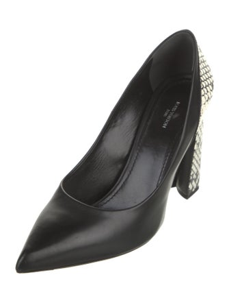 Louis Vuitton Leather Pumps
