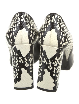 Louis Vuitton Leather Pumps