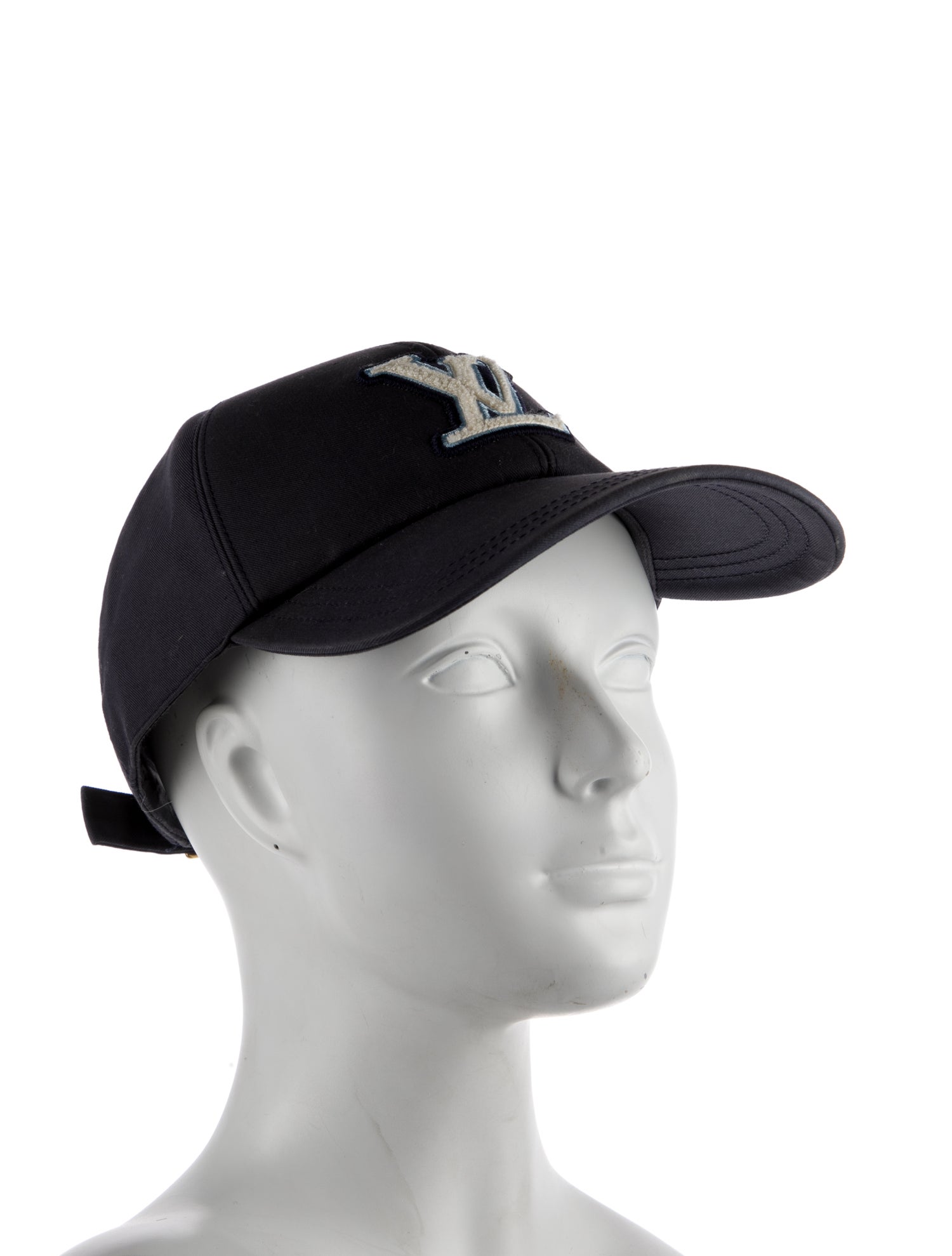 Louis Vuitton LV Signature Cap