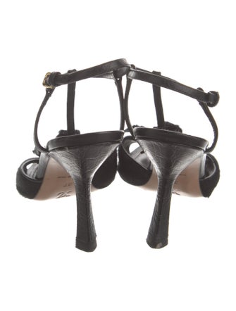 Louis Vuitton Leather T-Strap Sandals