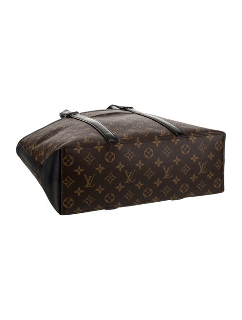 Louis Vuitton LV Monogram weekend