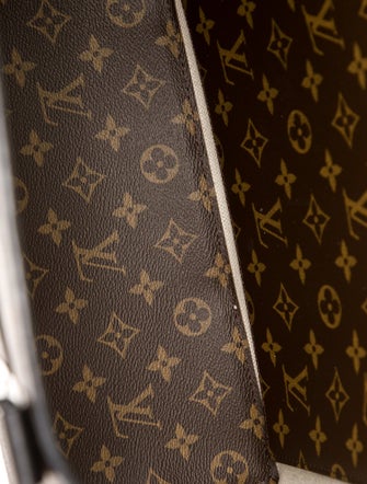 Louis Vuitton LV Monogram weekend