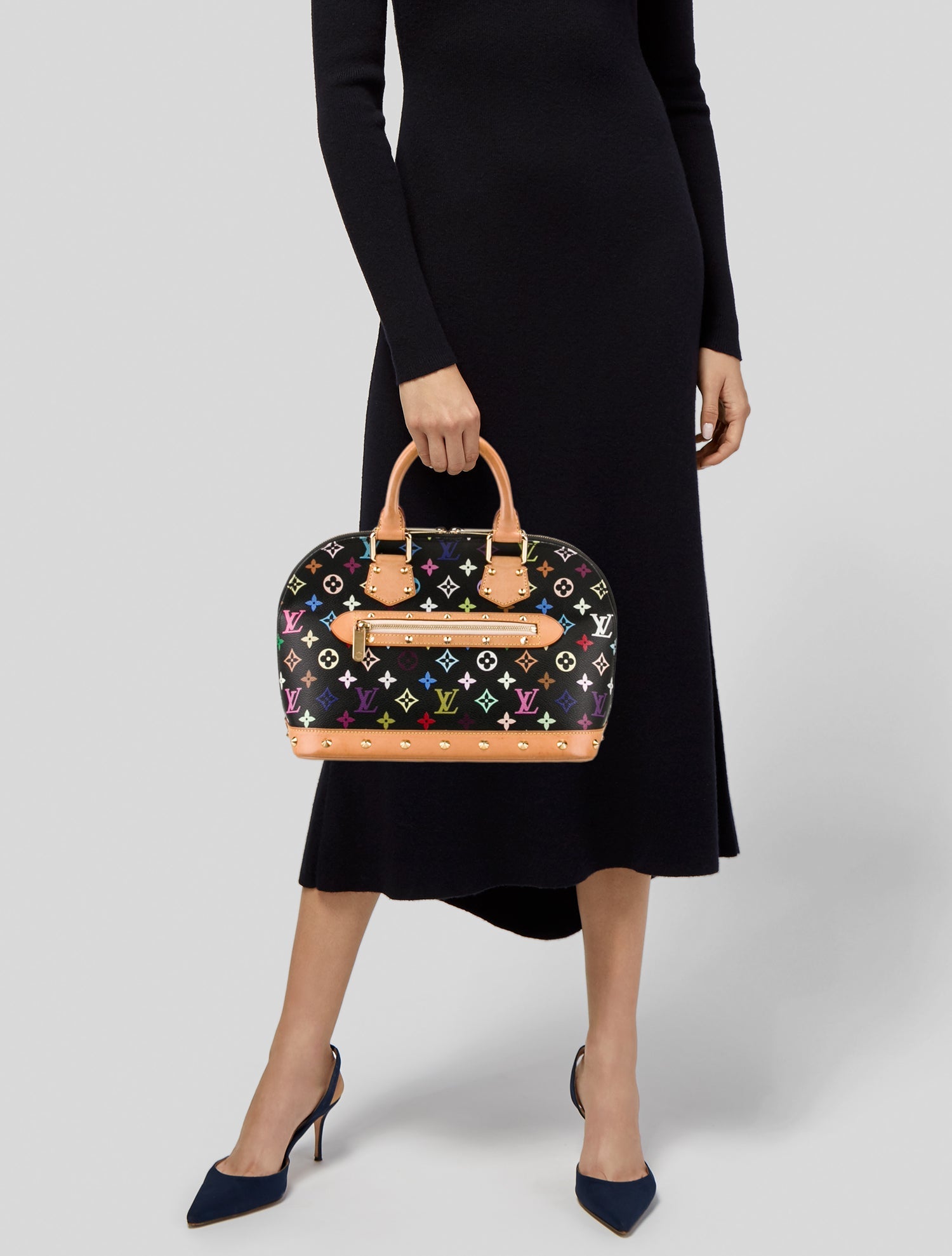 Louis Vuitton 国内買付 トライアングル オールザットストラップ Louis Vuitton x Yayoi Kusama 2023 Monogram 3D Dots Side