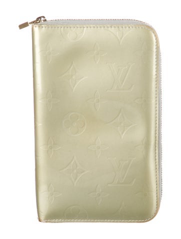 Louis Vuitton Wallets Patent Leather Coin Pouch