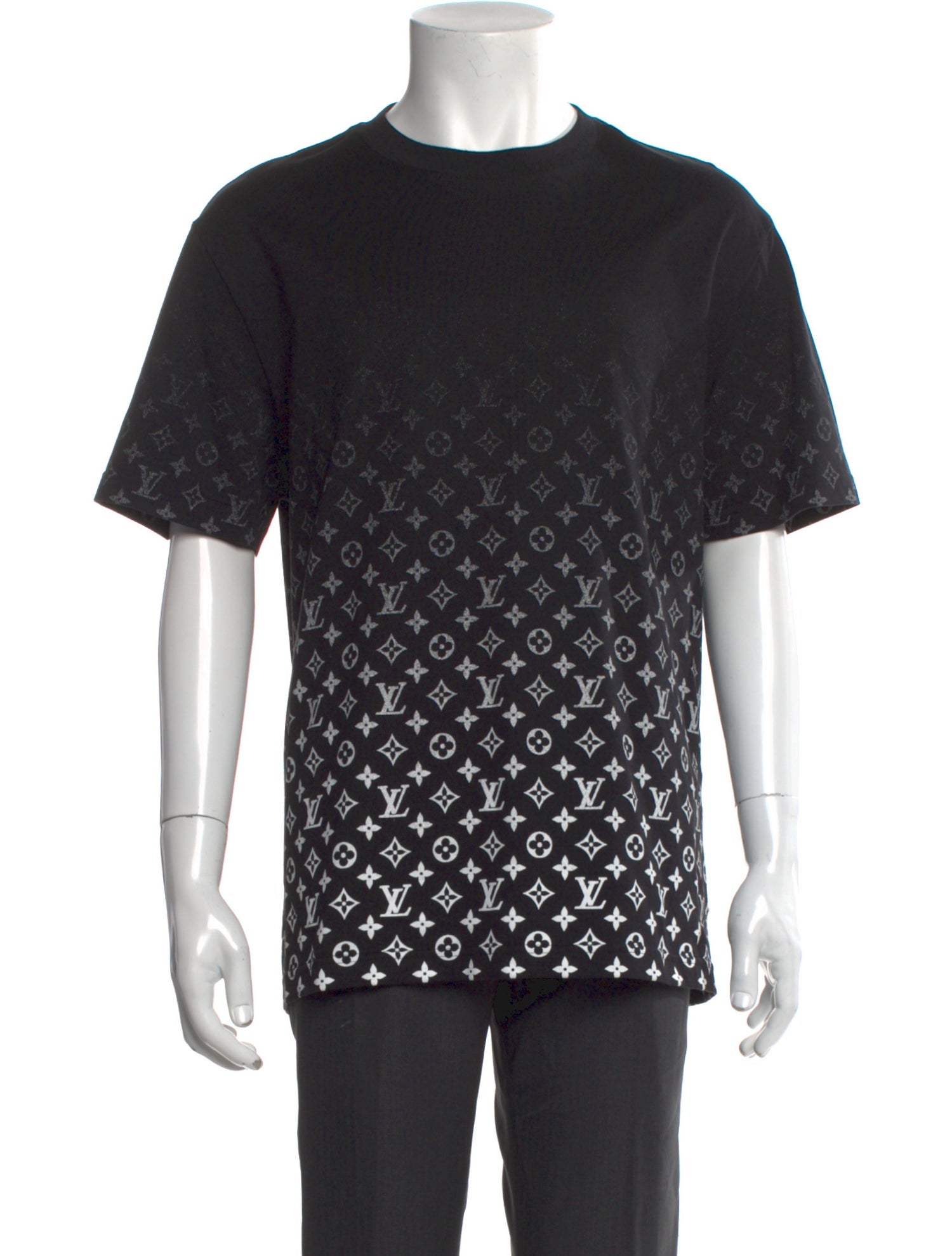 WayV Tシャツ　LOUIS 限定値下げ！】WayV 威神V Louis ルイ Tシャツ - メルカリ