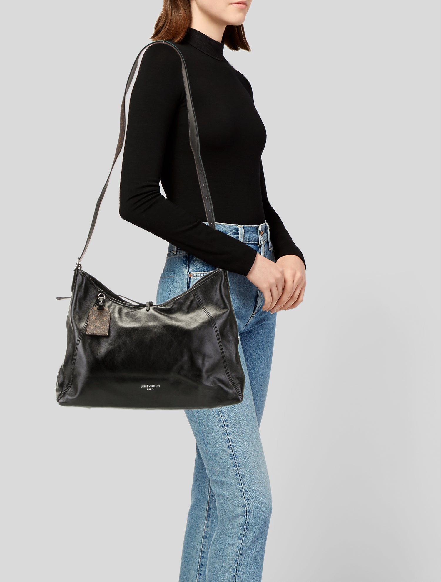 Louis Vuitton LV Monogram CarryAll Vibe MM