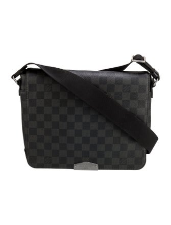 Louis Vuitton Damier Graphite District PM