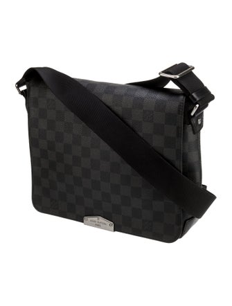 Louis Vuitton Damier Graphite District PM