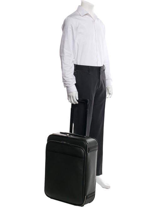 Louis Vuitton Taiga Leather Pegase 55