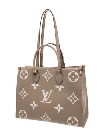 Louis Vuitton Monogram Giant OnTheGo MM