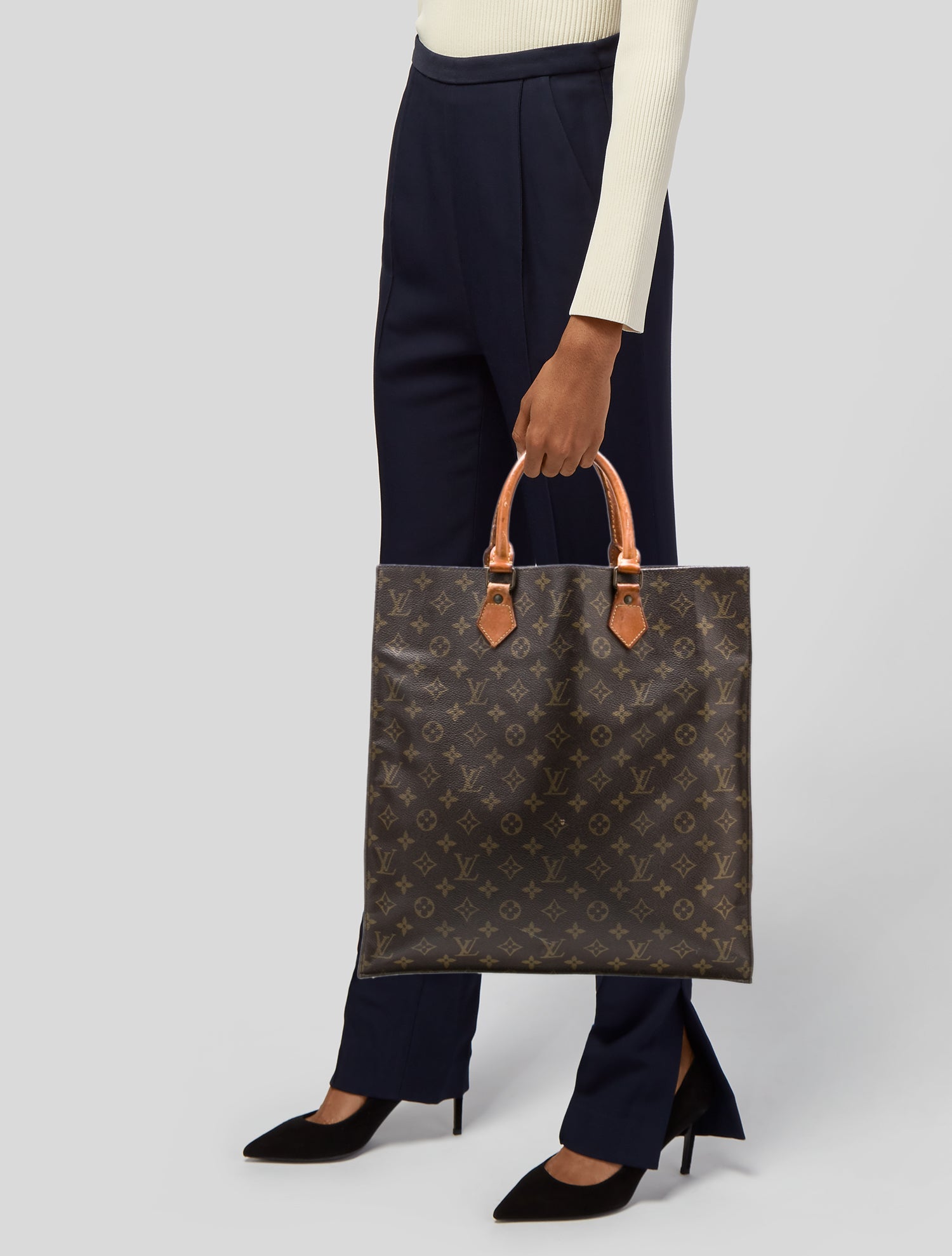 Louis Vuitton LV Monogram Sac Plat