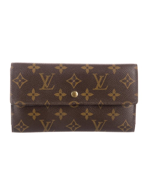 Louis Vuitton 2004 LV Monogram International Wallet