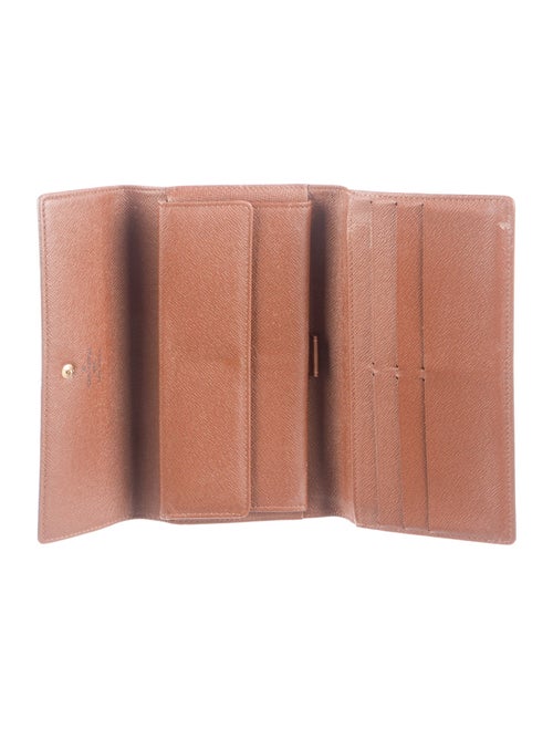 Louis Vuitton 2004 LV Monogram International Wallet