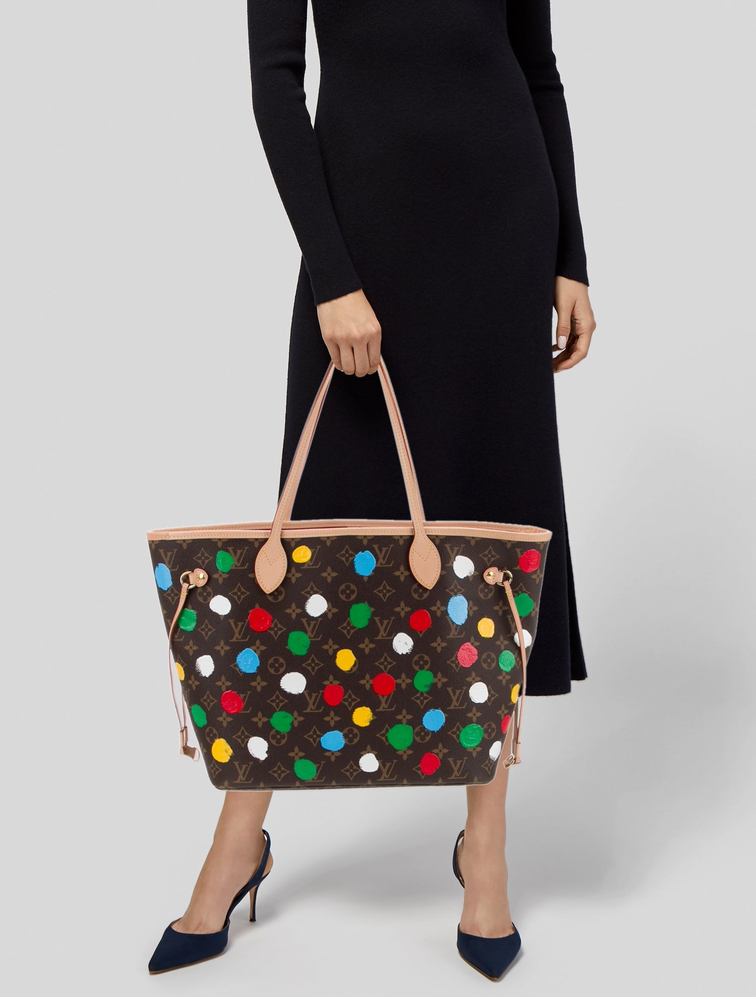 Louis Vuitton LV Monogram Neverfull w/Pouch MM 2023