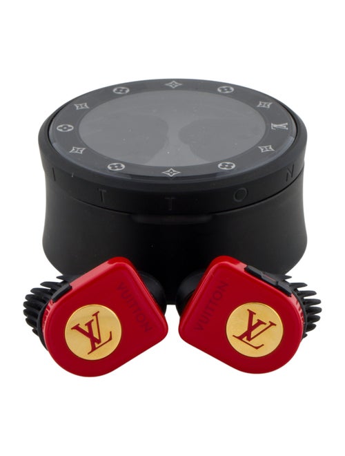 Louis Vuitton Horizon Wireless Earbuds