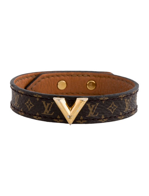 Louis Vuitton Essential V Bracelet