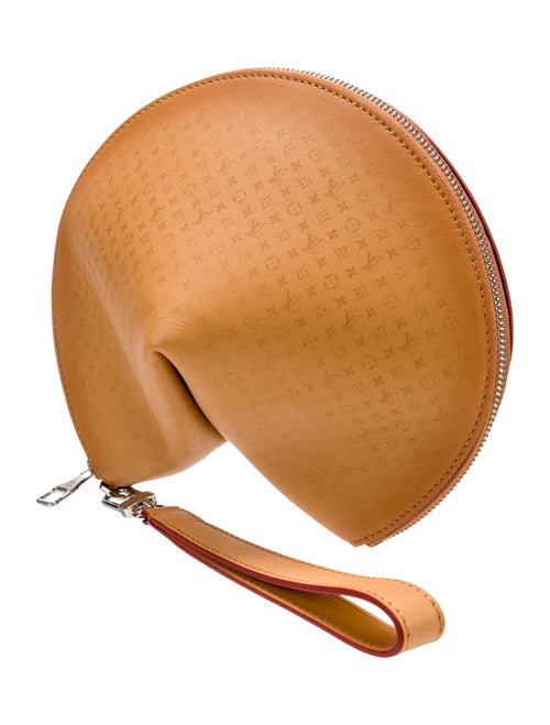 Louis Vuitton LV Monogram Fortune Cookie 2023