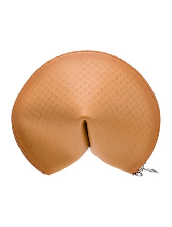 Louis Vuitton LV Monogram Fortune Cookie 2023