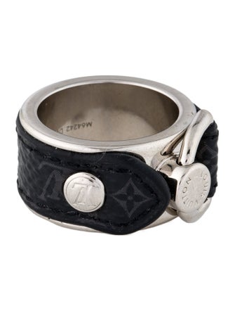 Louis Vuitton Monogram Eclipse Berg Band Ring