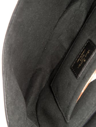 Louis Vuitton Taurillon Leather New Wave PM