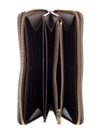 Louis Vuitton 2013 Damier Ebene Pattern Zippy Wallet