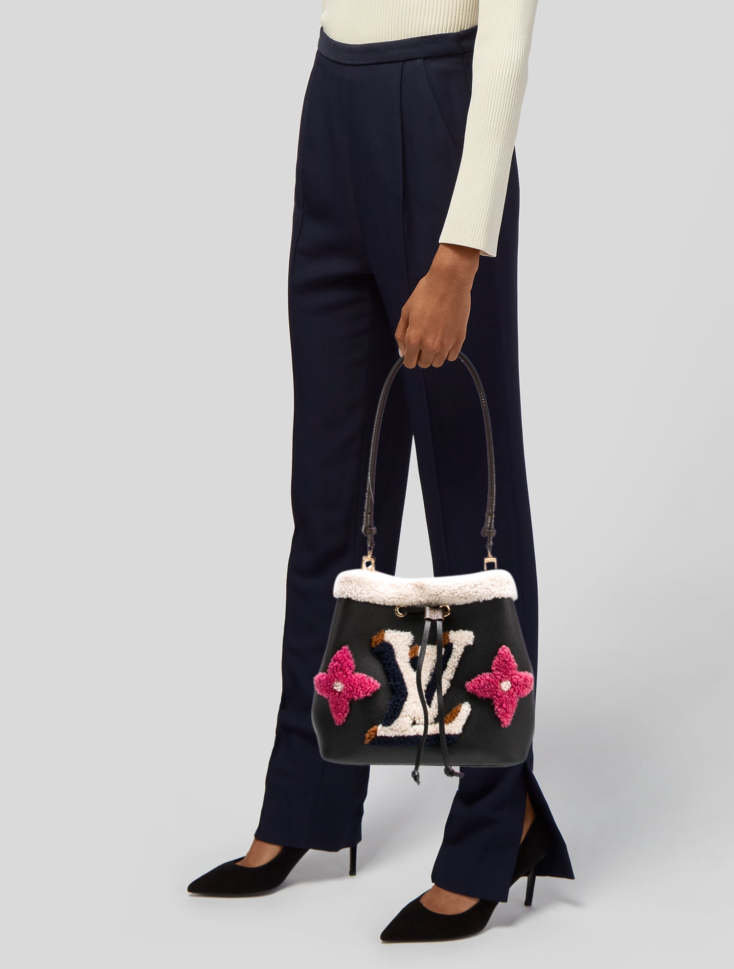 Louis Vuitton LV Monogram Néonoé MM