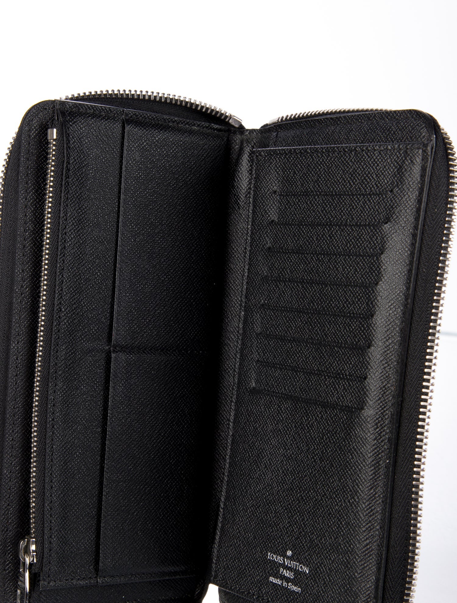 Louis Vuitton 2016 Damier Graphite Pattern Zippy Wallet