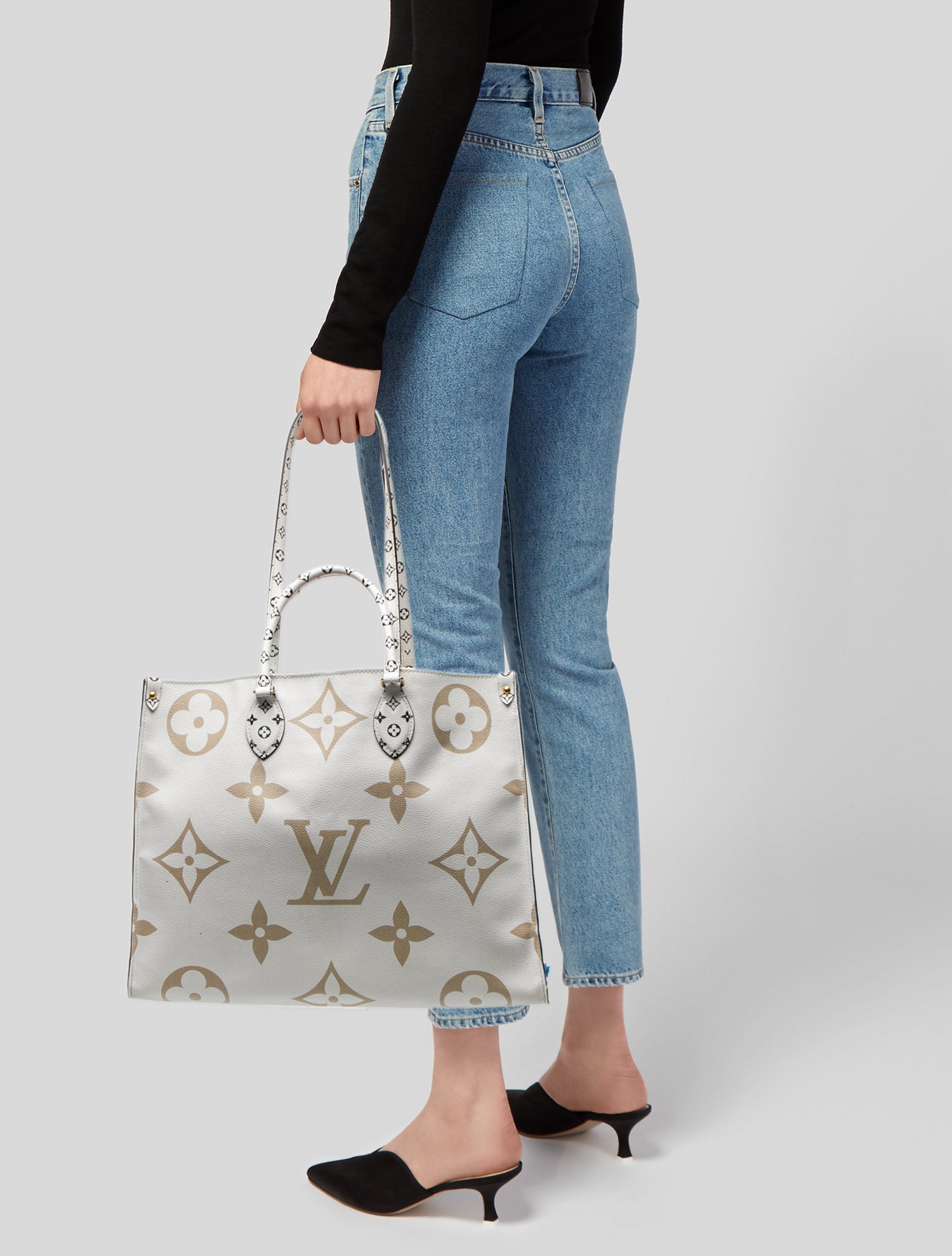 Louis Vuitton LV Monogram OnTheGo GM