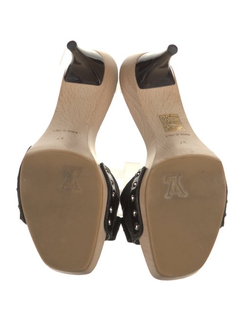 Louis Vuitton LV Monogram Bow Accents Slides