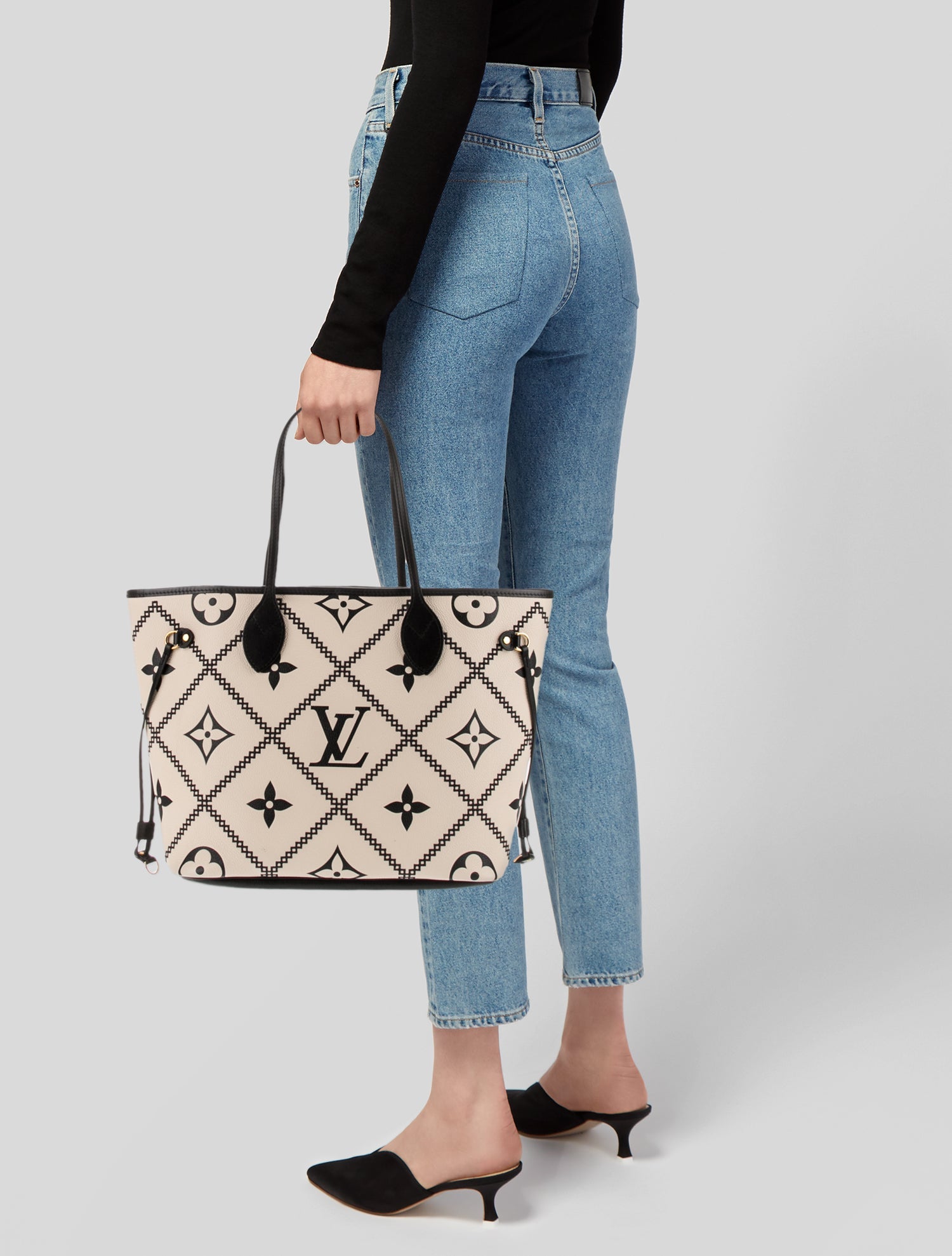 Louis Vuitton Monogram Giant Neverfull w/Pouch MM