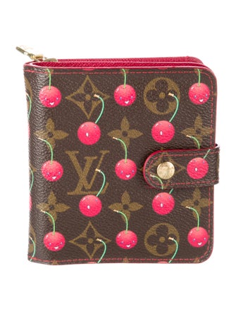 Louis Vuitton 2005 LV Monogram Compact Wallet
