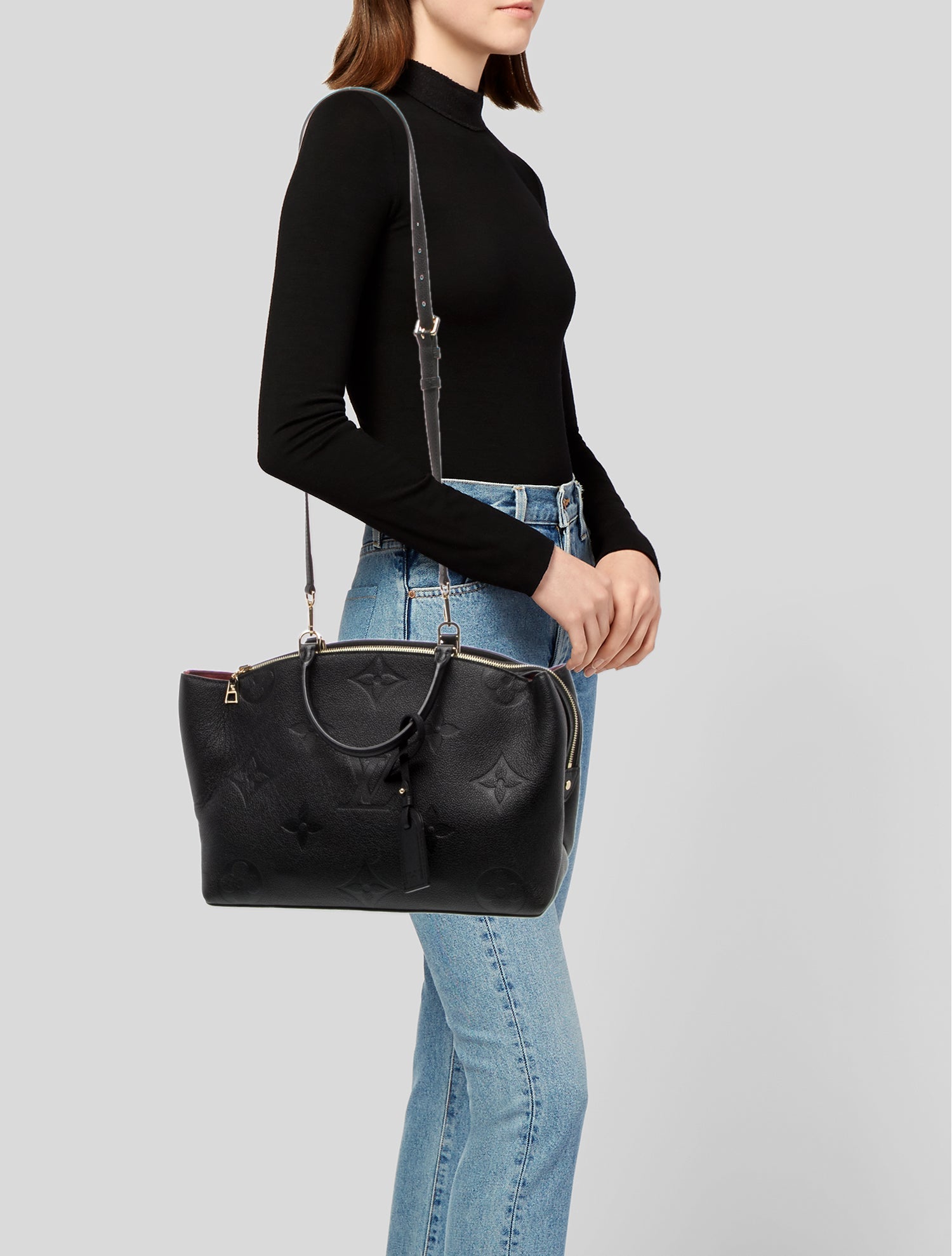 Louis Vuitton Monogram Giant Grand Palais